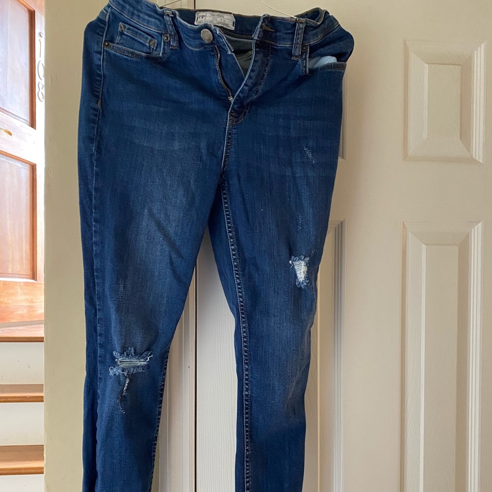 Women’s free people distressed jeans